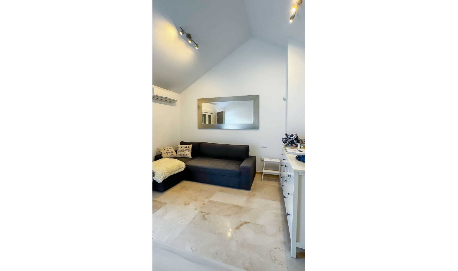 Resale - House -
La Cala Golf