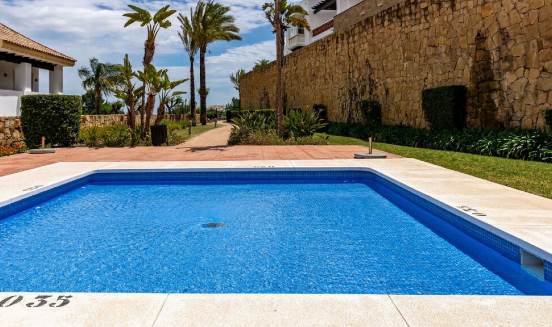 Resale - House -
La Cala Golf