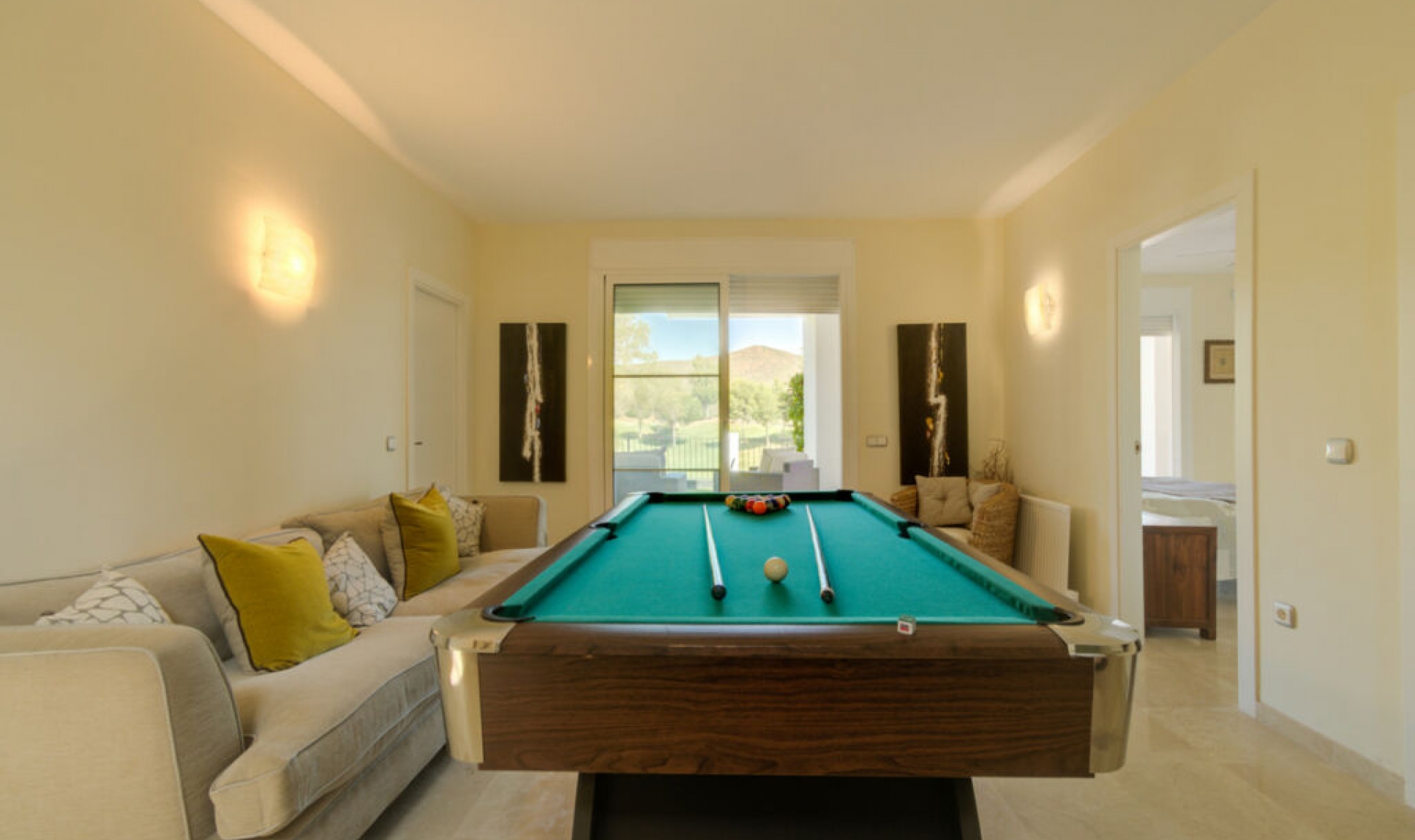Resale - House -
La Cala Golf