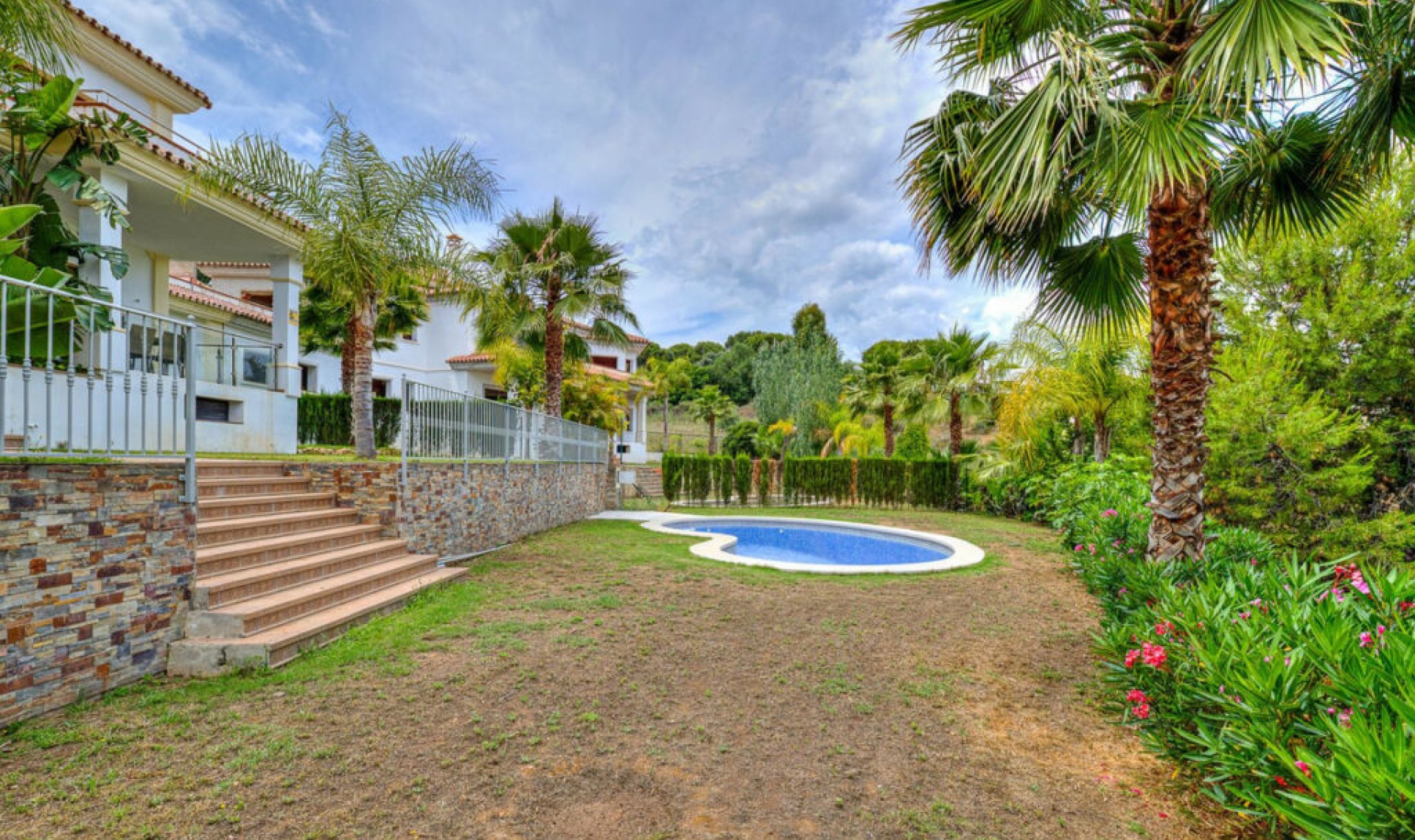 Resale - House -
La Cala Golf