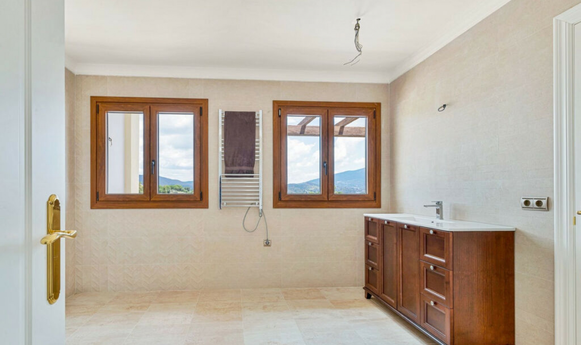 Resale - House -
La Cala Golf