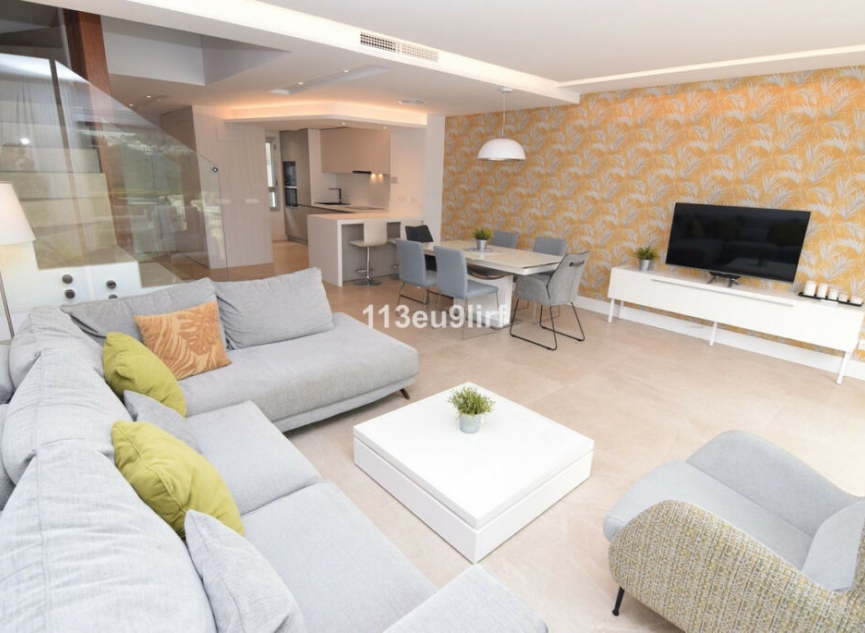 Resale - House -
La Cala Golf