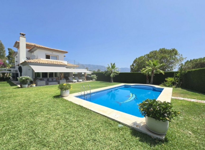 Resale - House -
La Cala Golf