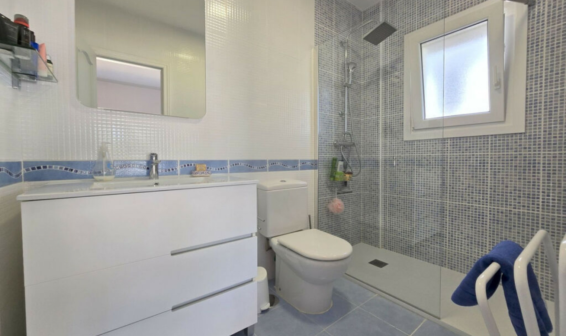 Resale - House -
La Cala Golf