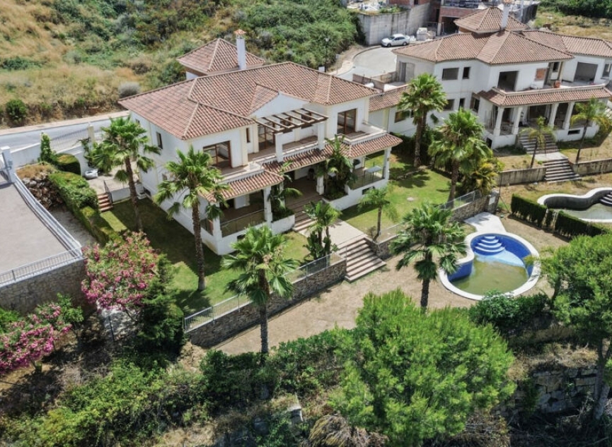 Resale - House -
La Cala Golf