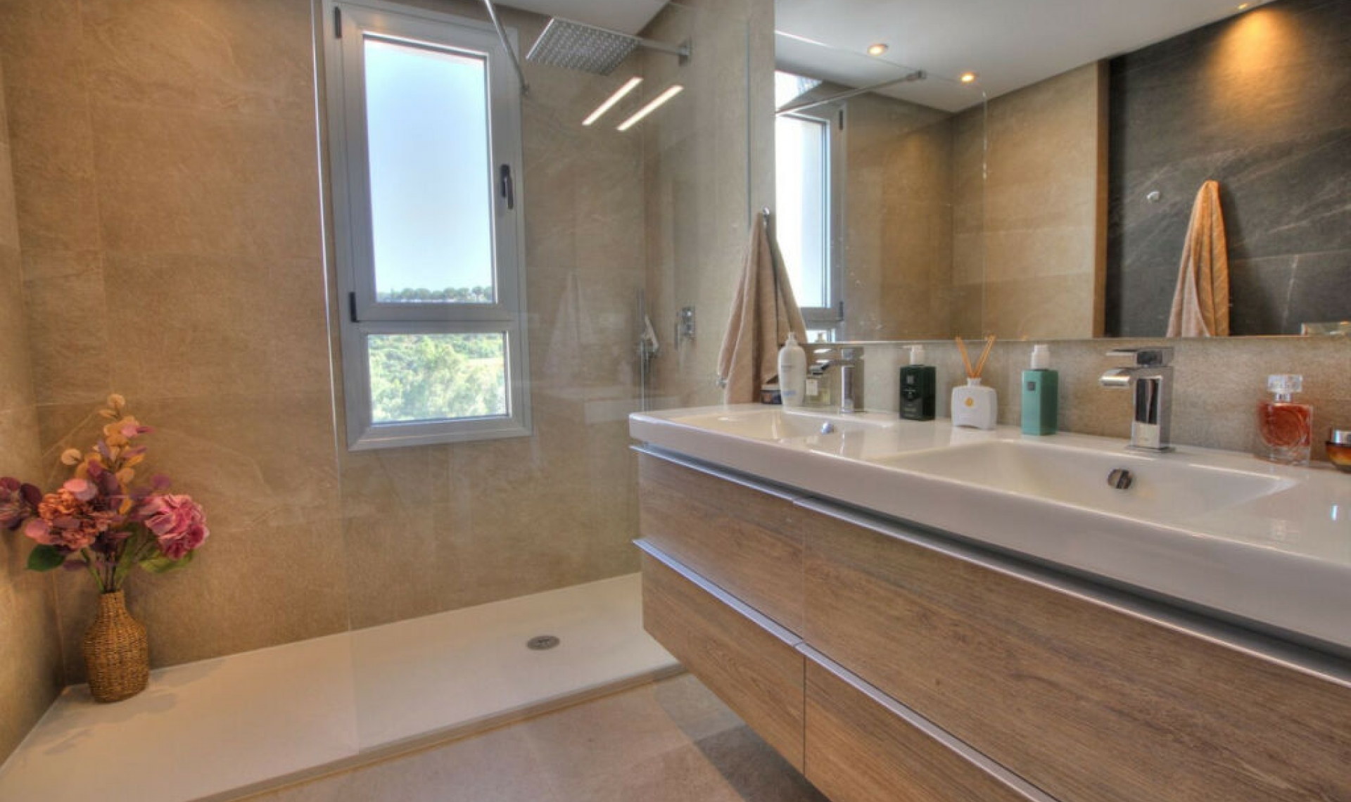 Resale - House -
La Cala Golf