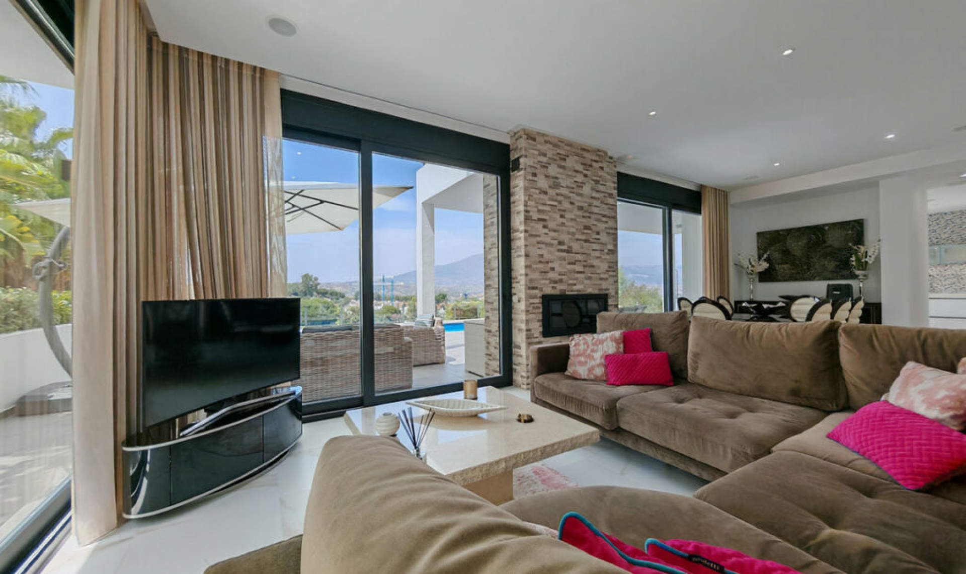 Resale - House -
La Cala Golf