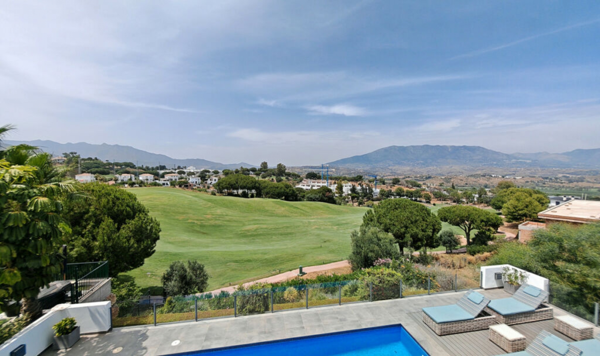 Resale - House -
La Cala Golf
