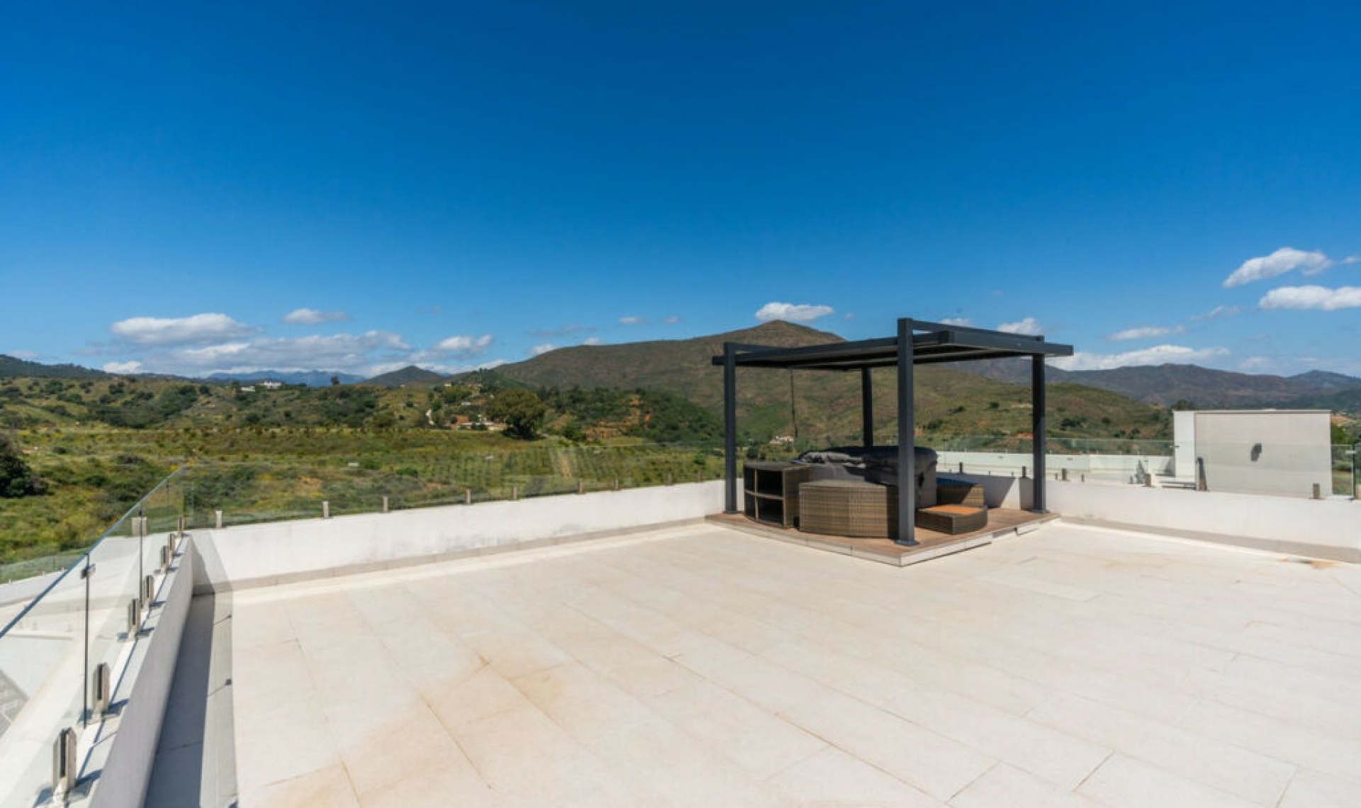 Resale - House -
La Cala Golf