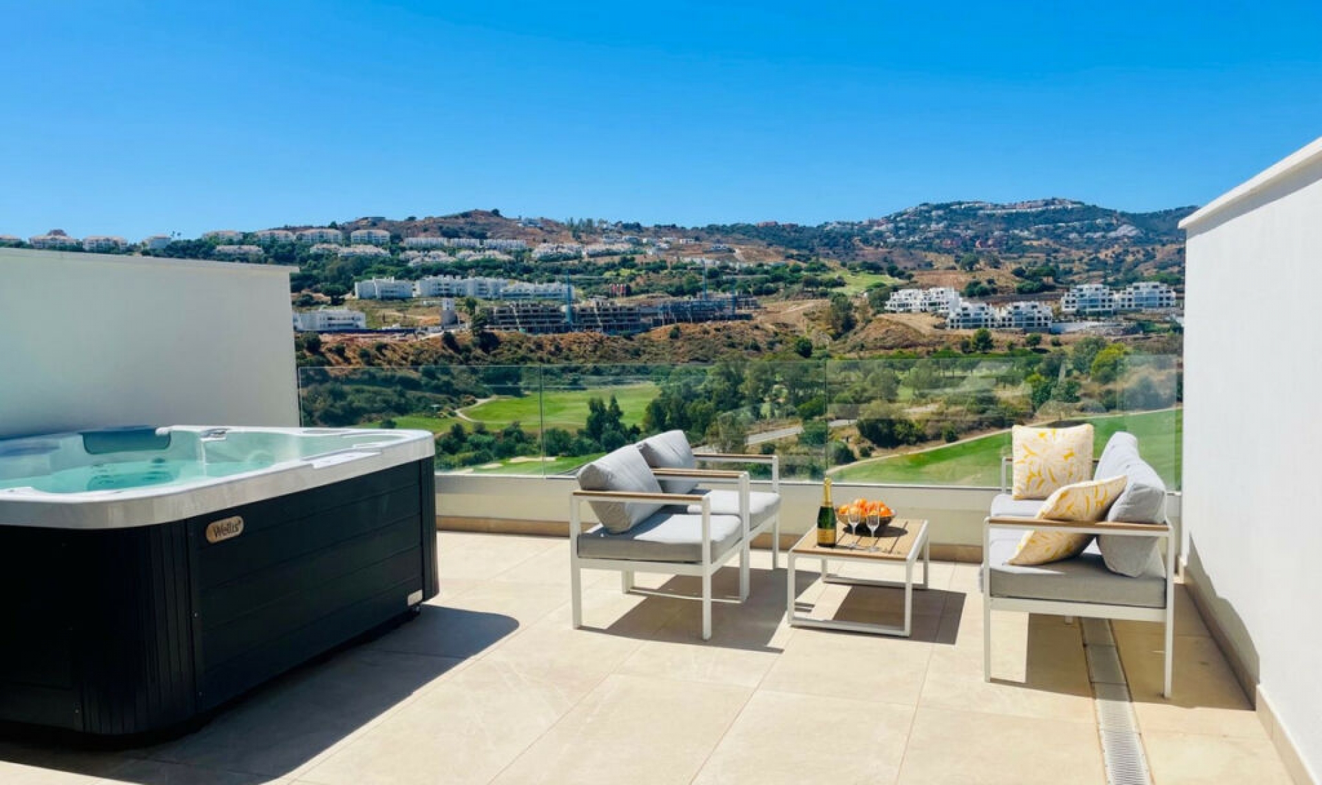 Resale - House -
La Cala Golf