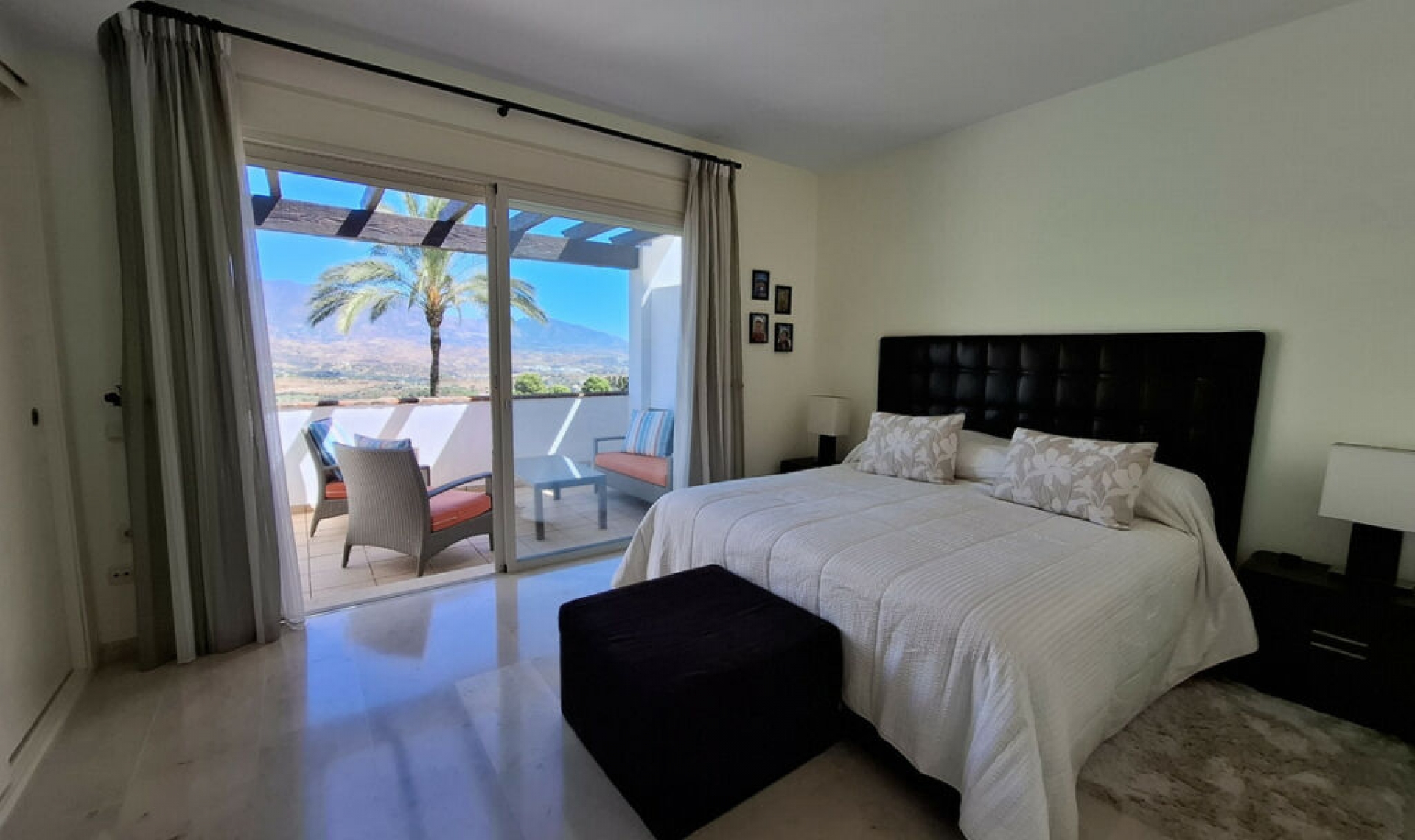 Resale - House -
La Cala Golf
