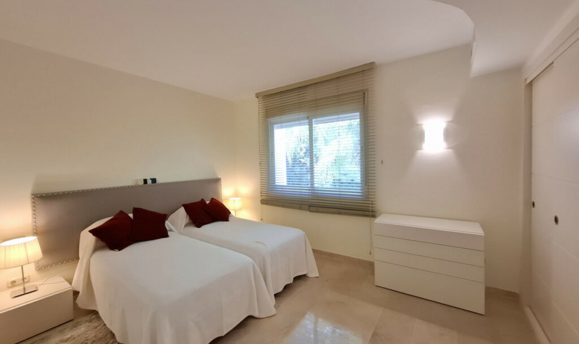 Resale - House -
La Cala Golf