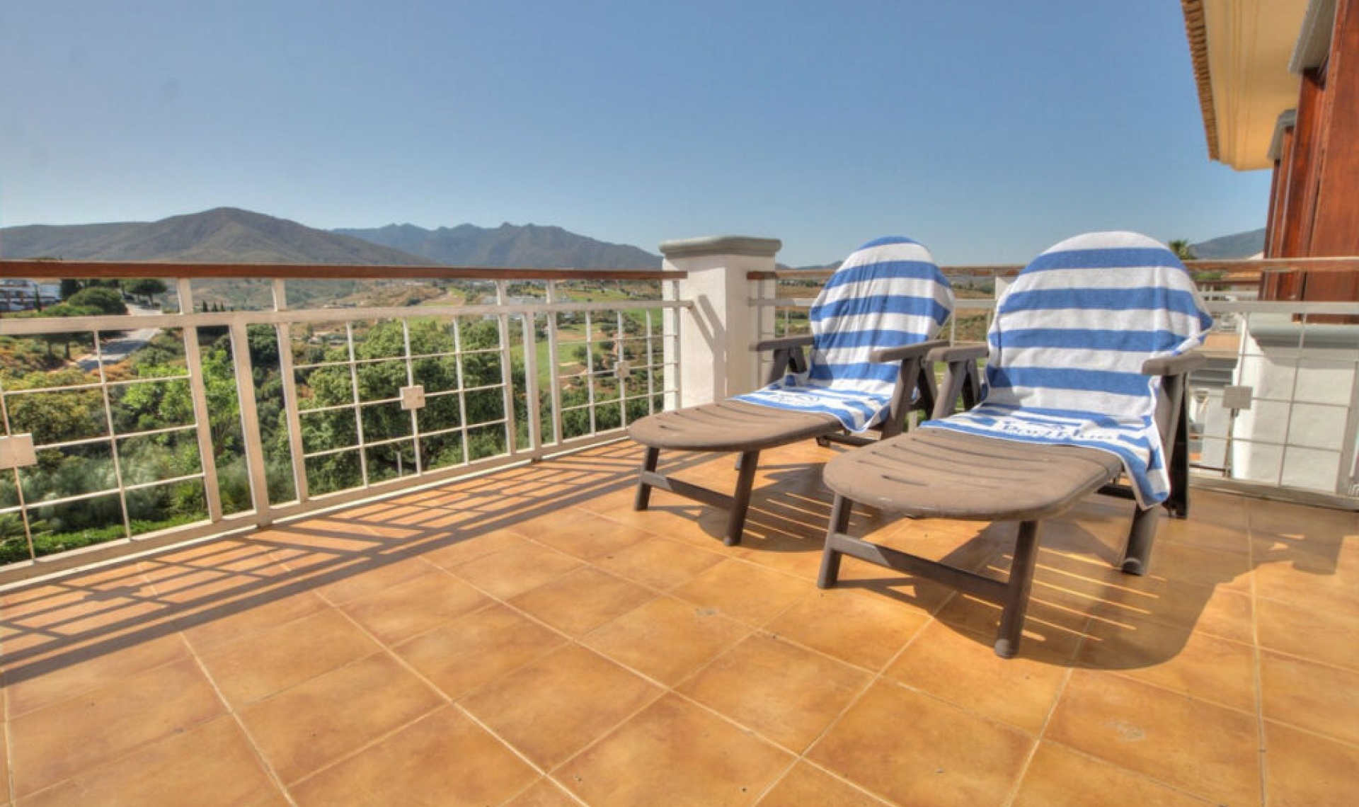 Resale - House -
La Cala Golf