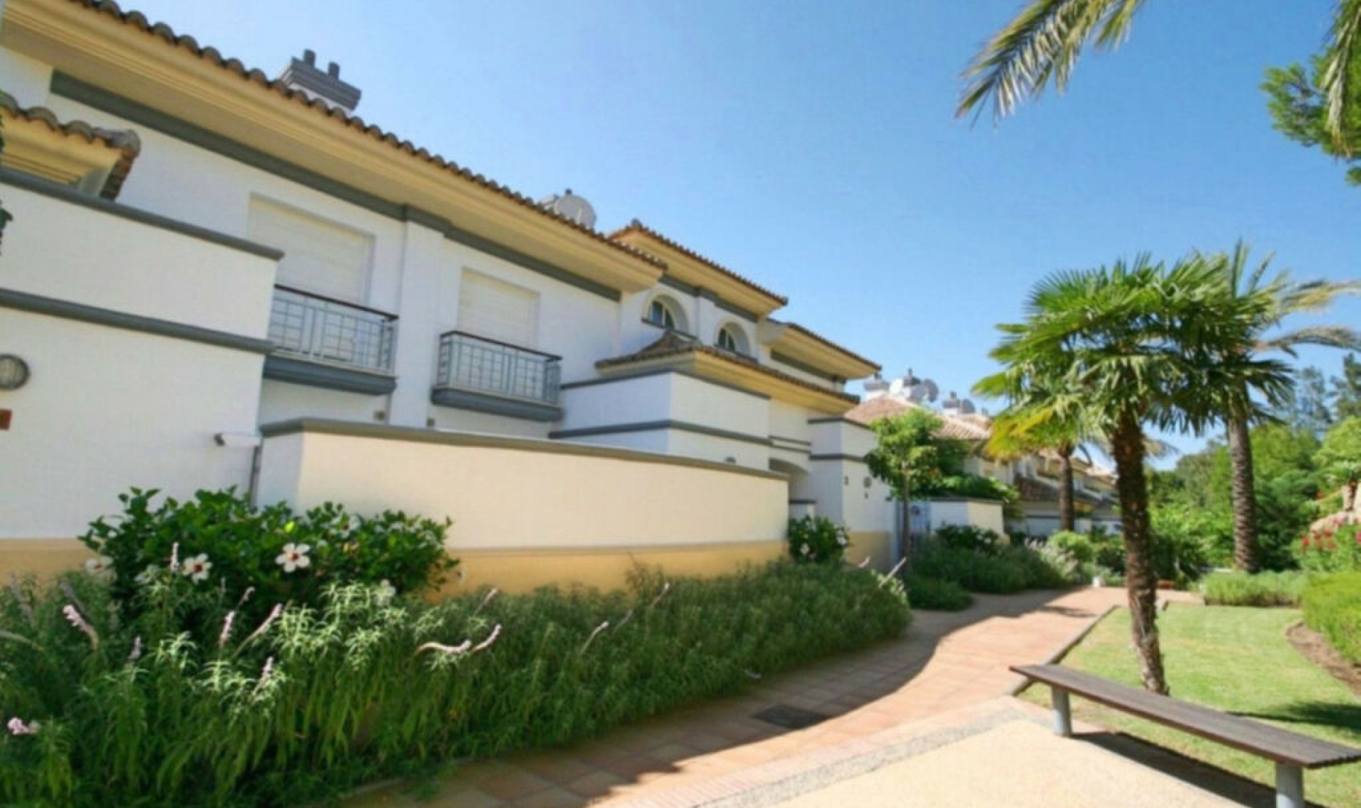 Resale - House -
La Cala Golf