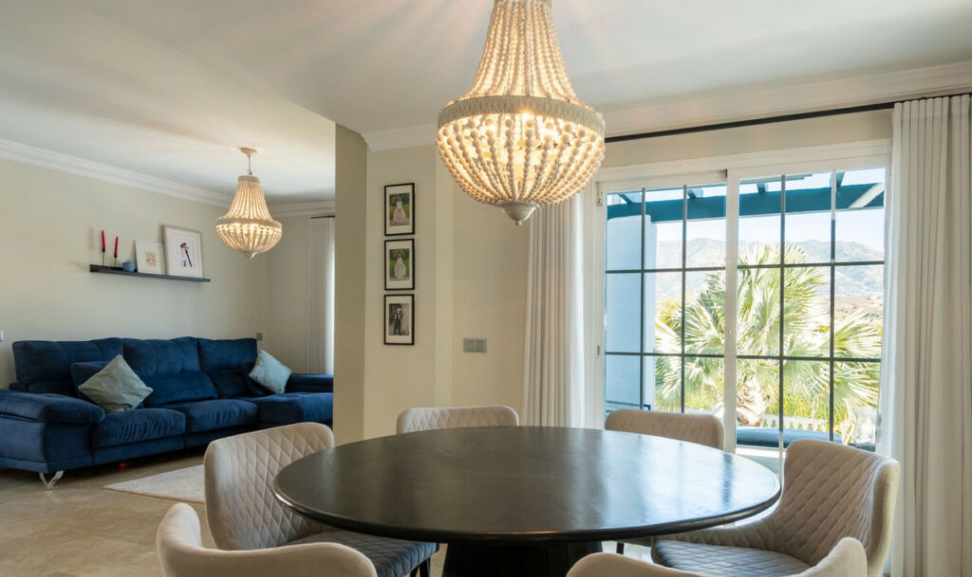 Resale - House -
La Cala Hills