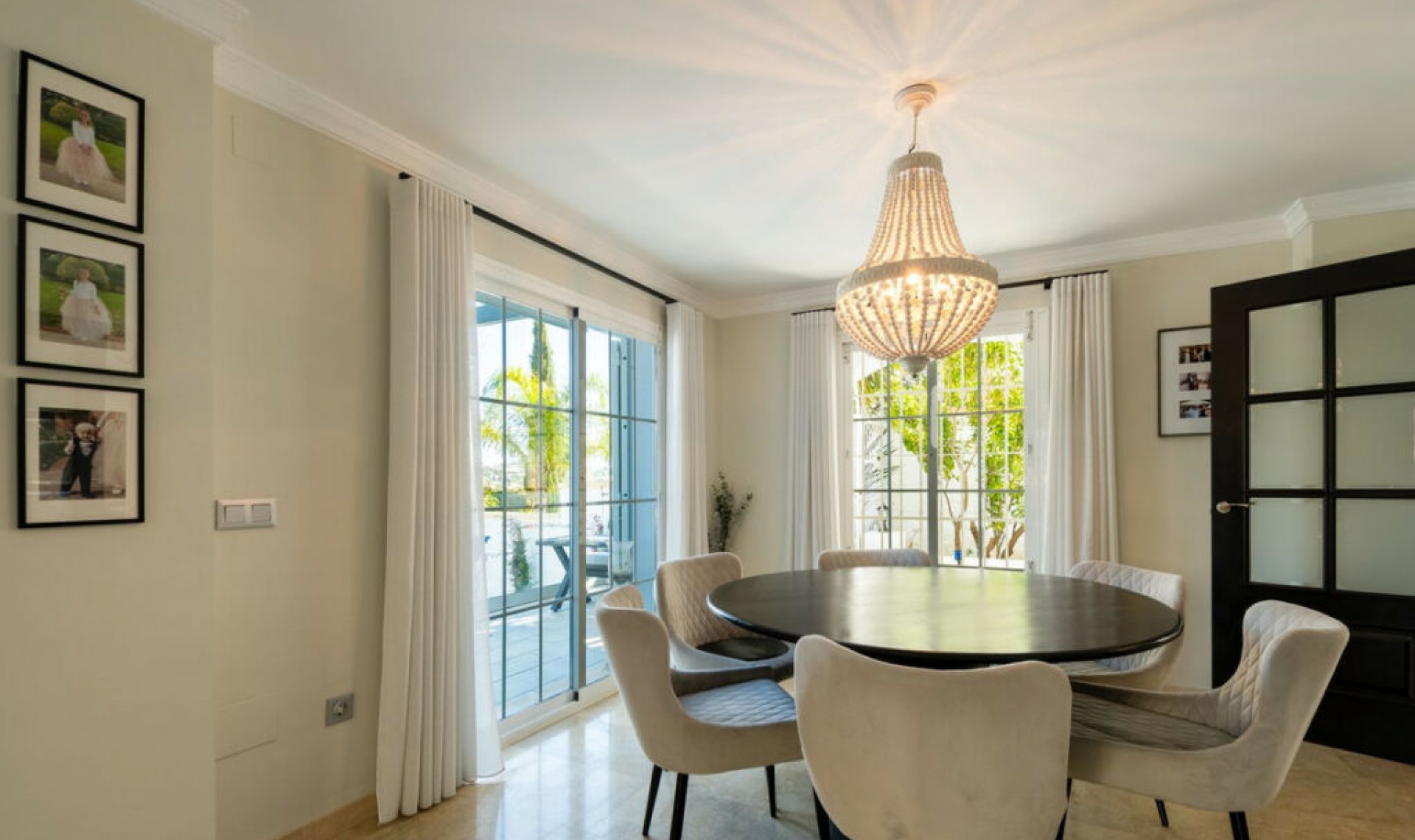 Resale - House -
La Cala Hills