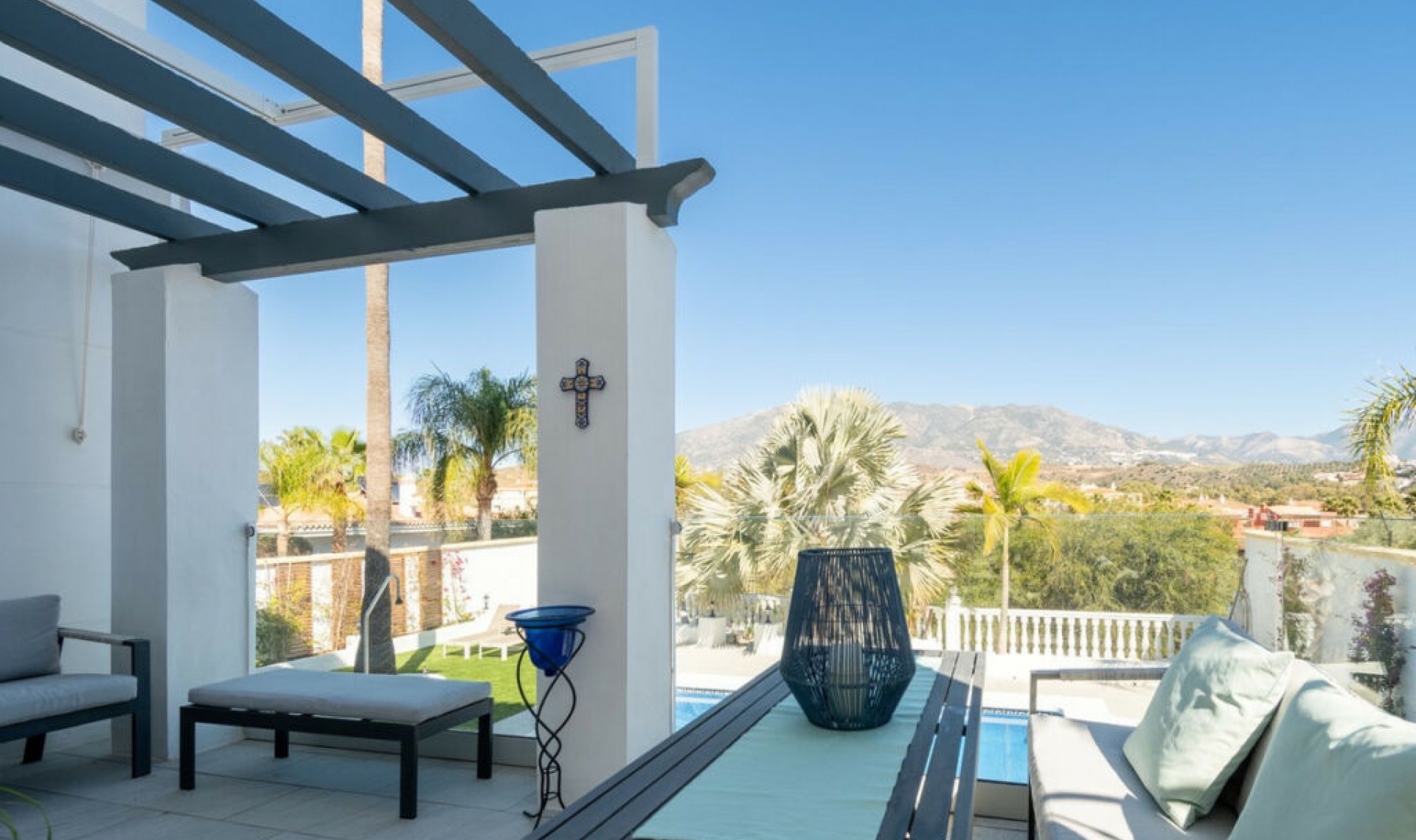 Resale - House -
La Cala Hills