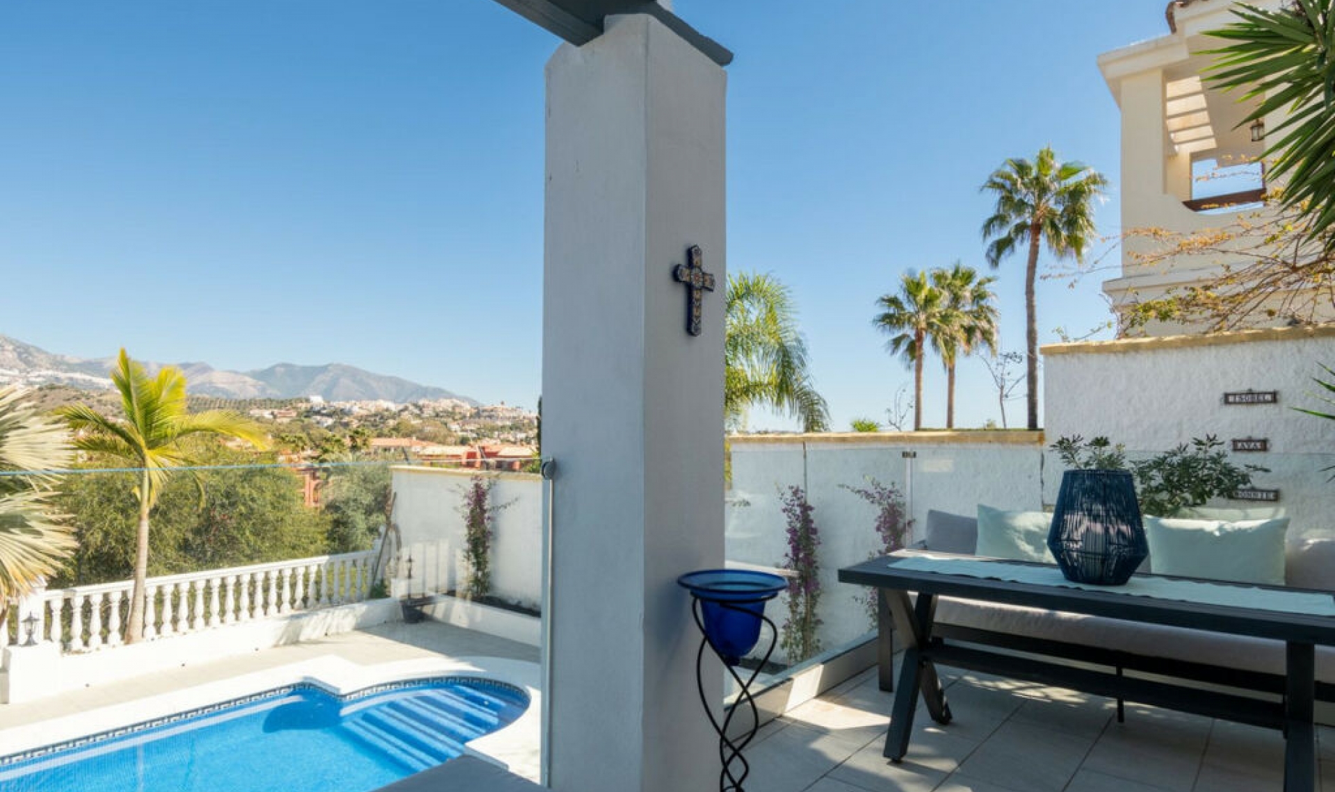 Resale - House -
La Cala Hills