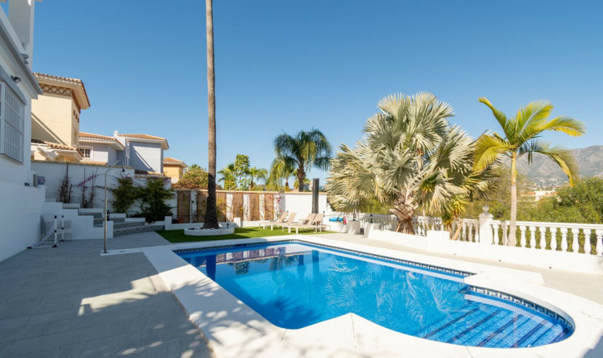 Resale - House -
La Cala Hills