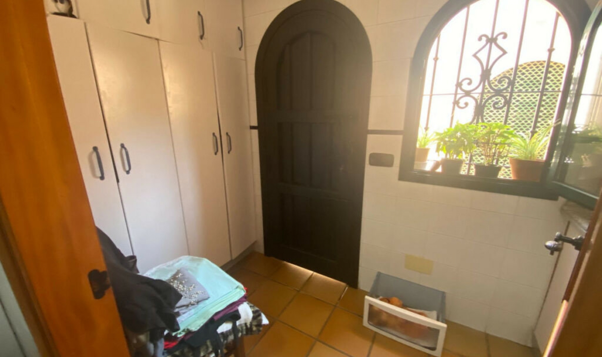 Resale - House -
La Cala