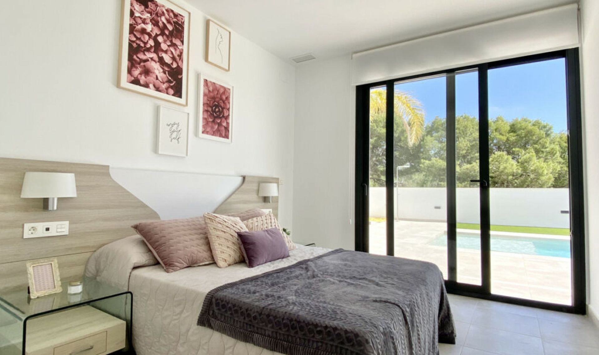 Resale - House -
La Campaneta
