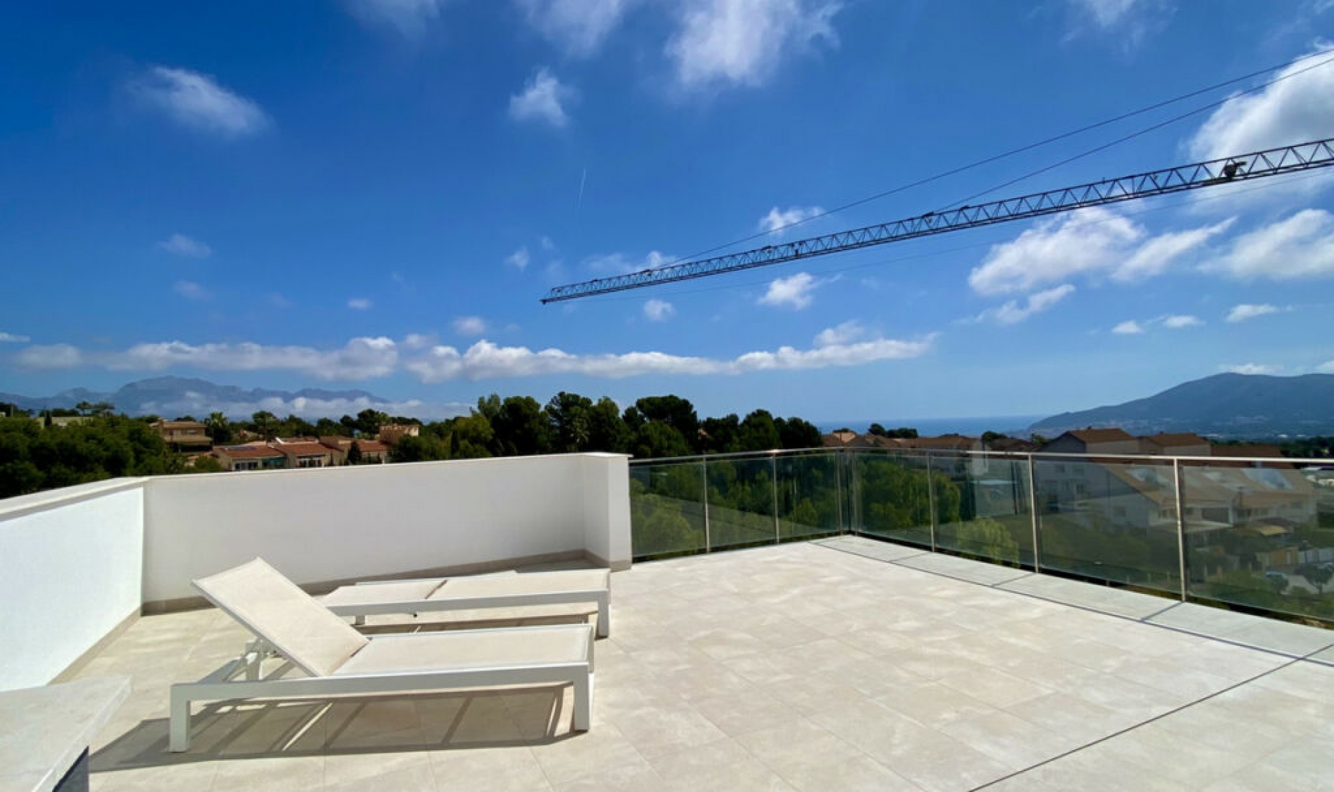 Resale - House -
La Campaneta