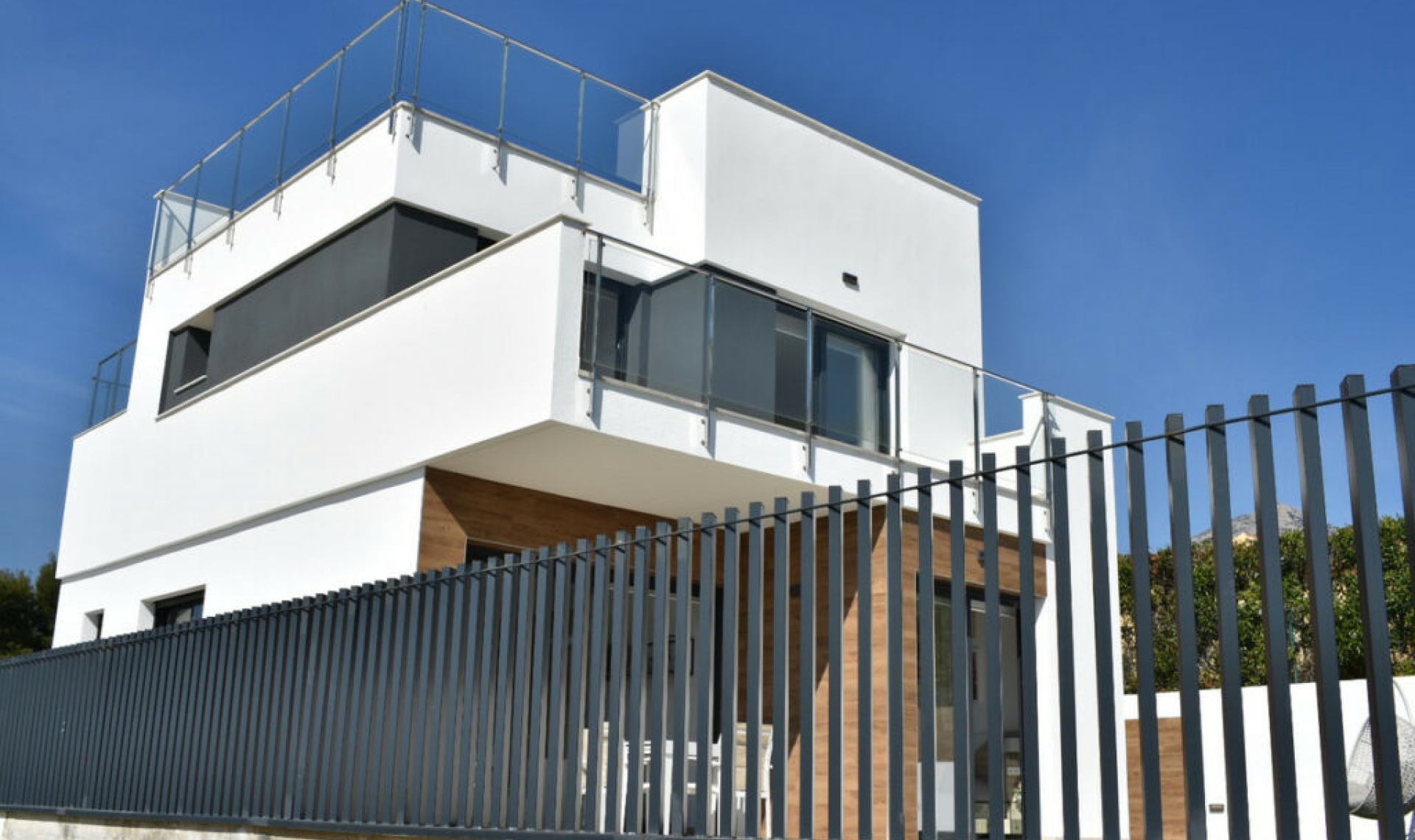 Resale - House -
La Campaneta