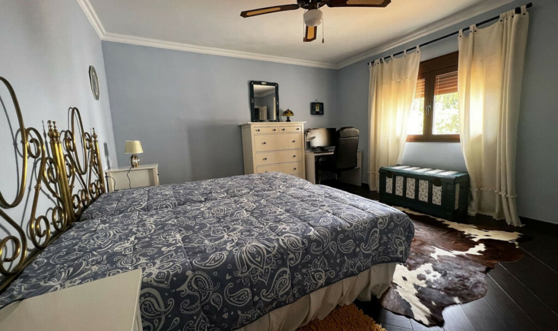 Resale - House -
La Capellania