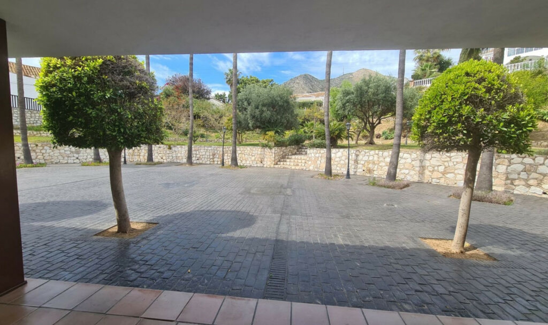 Resale - House -
La Capellania