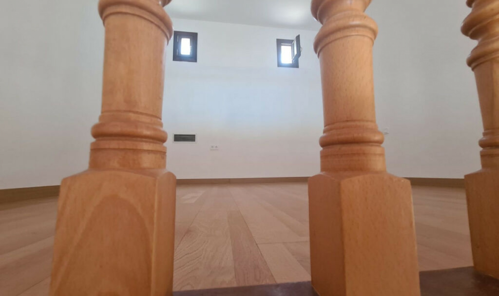 Resale - House -
La Capellania