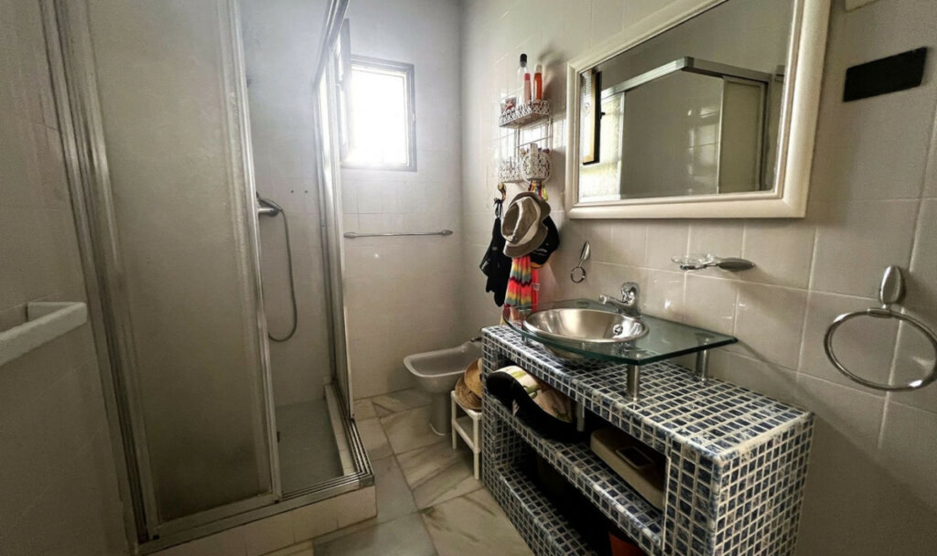 Resale - House -
La Capellania