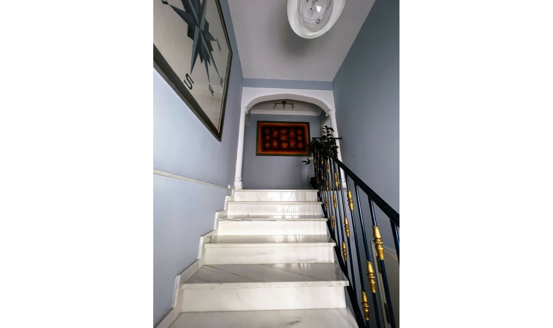 Resale - House -
La Capellania