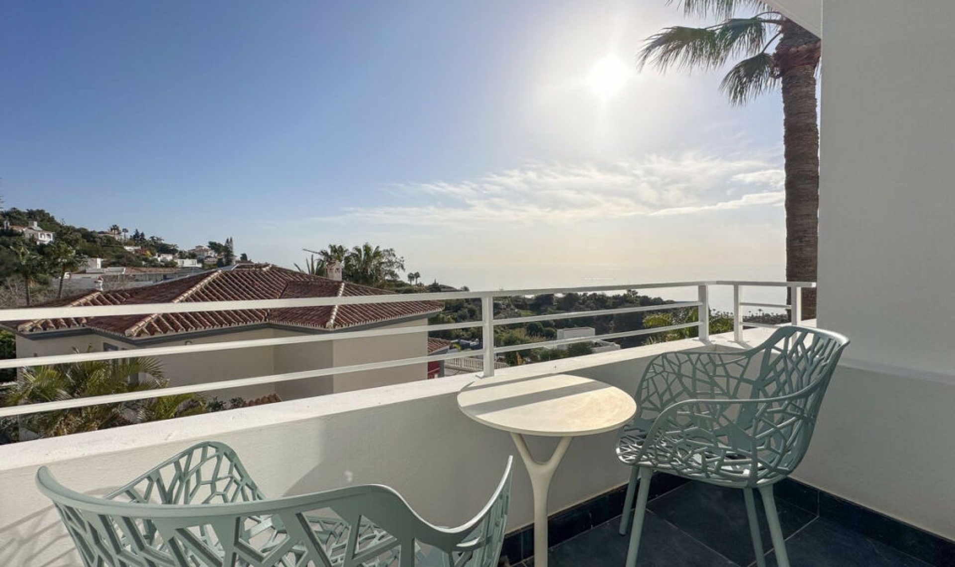 Resale - House -
La Capellania