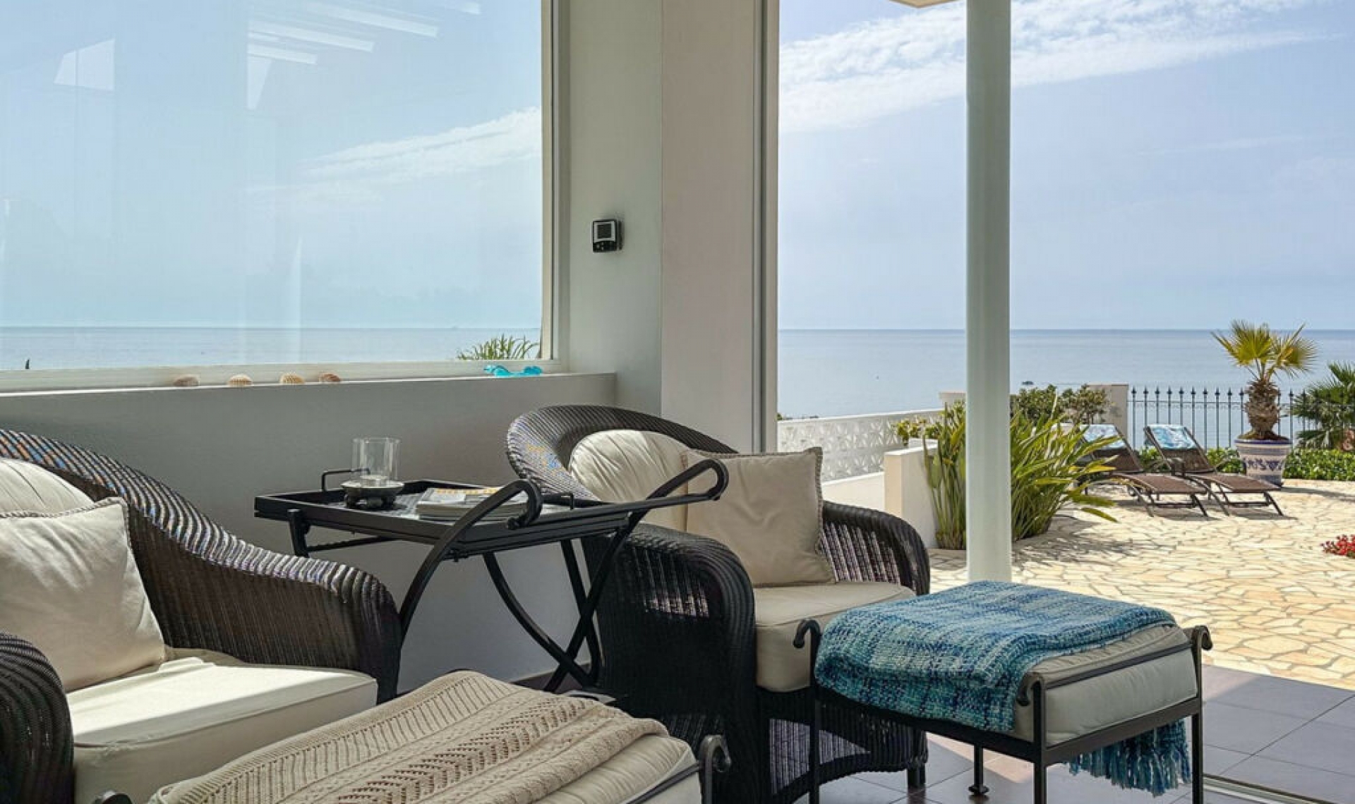 Resale - House -
La Capellania