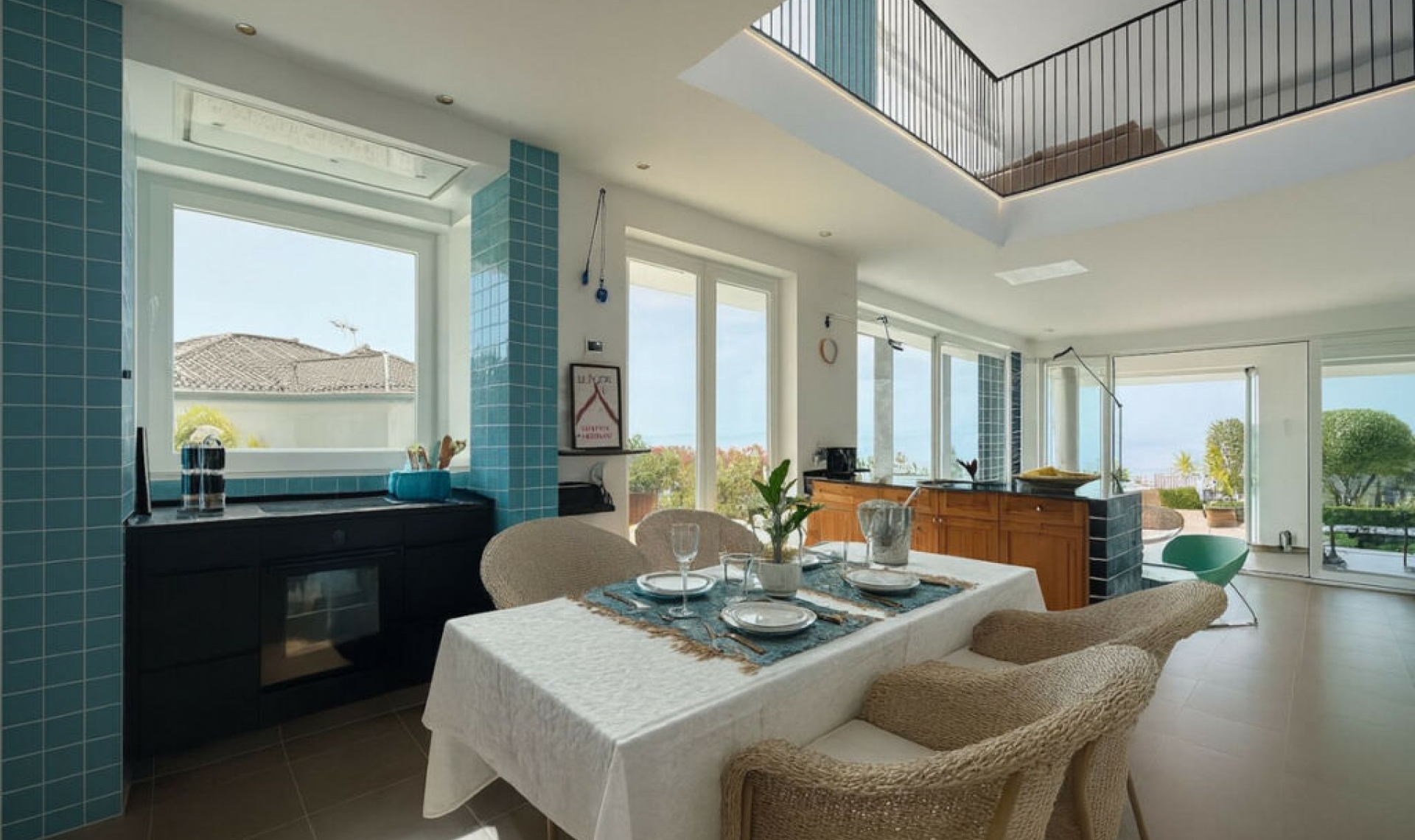 Resale - House -
La Capellania