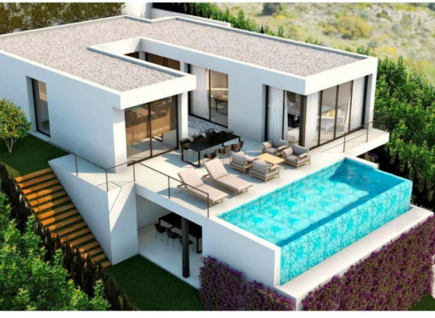 Resale - House -
La Capellania