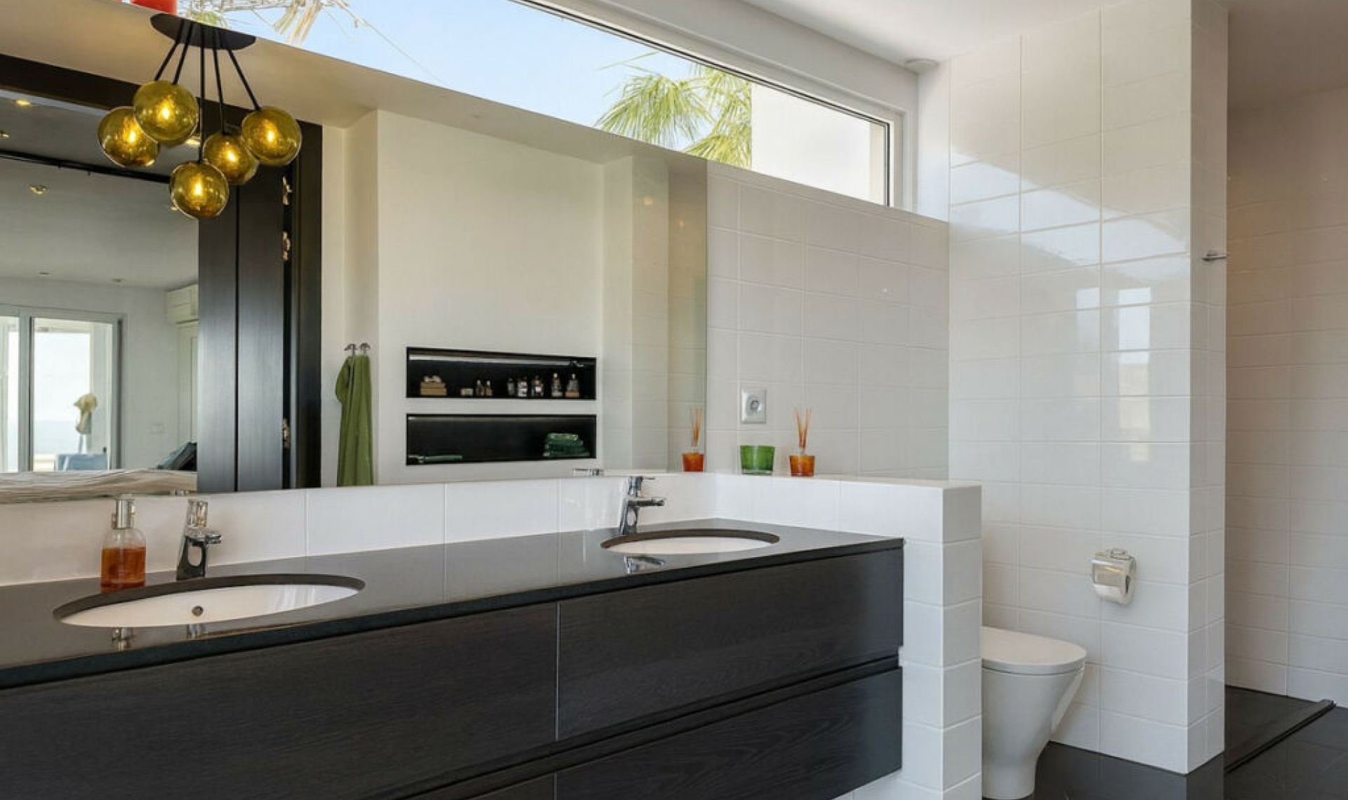 Resale - House -
La Capellania