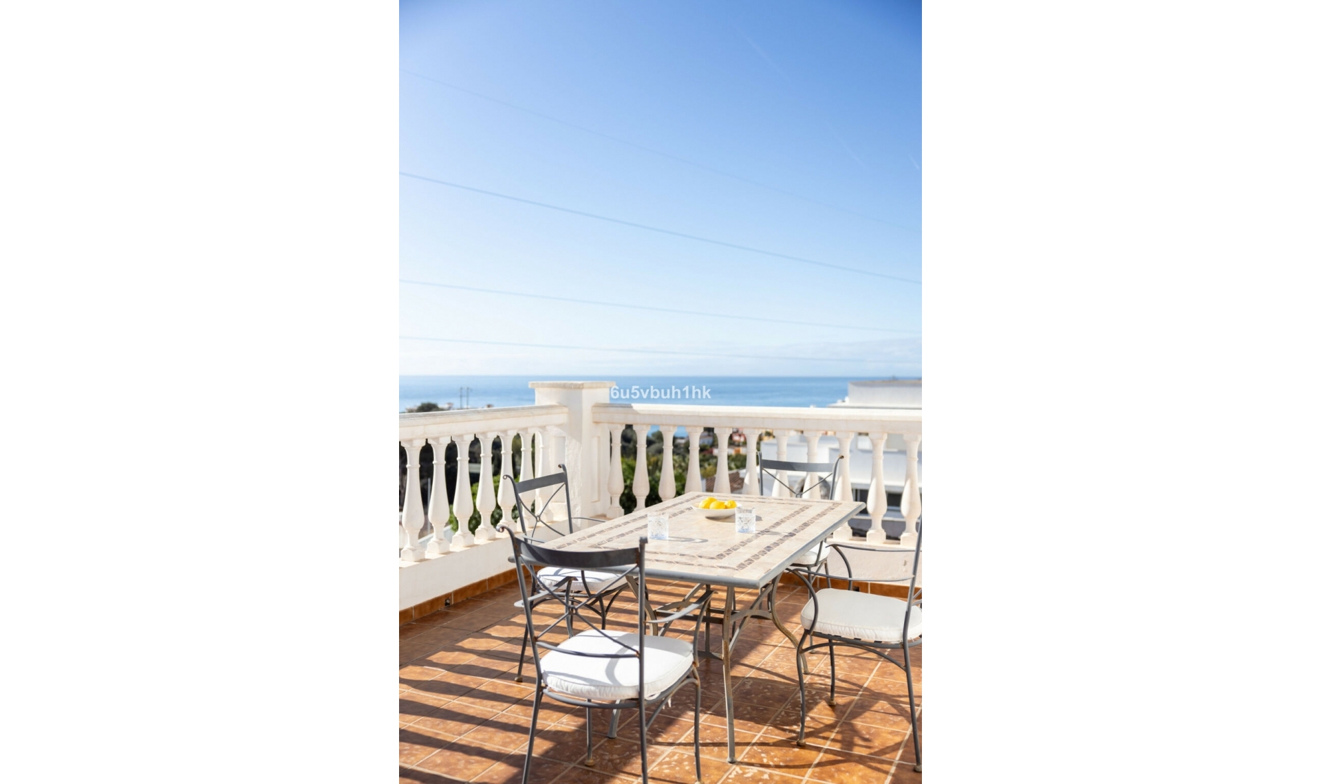 Resale - House -
La Capellania