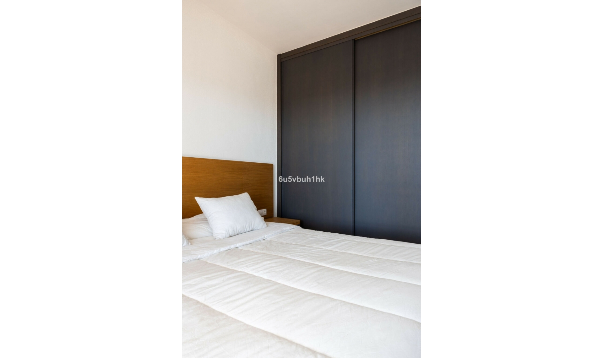 Resale - House -
La Capellania