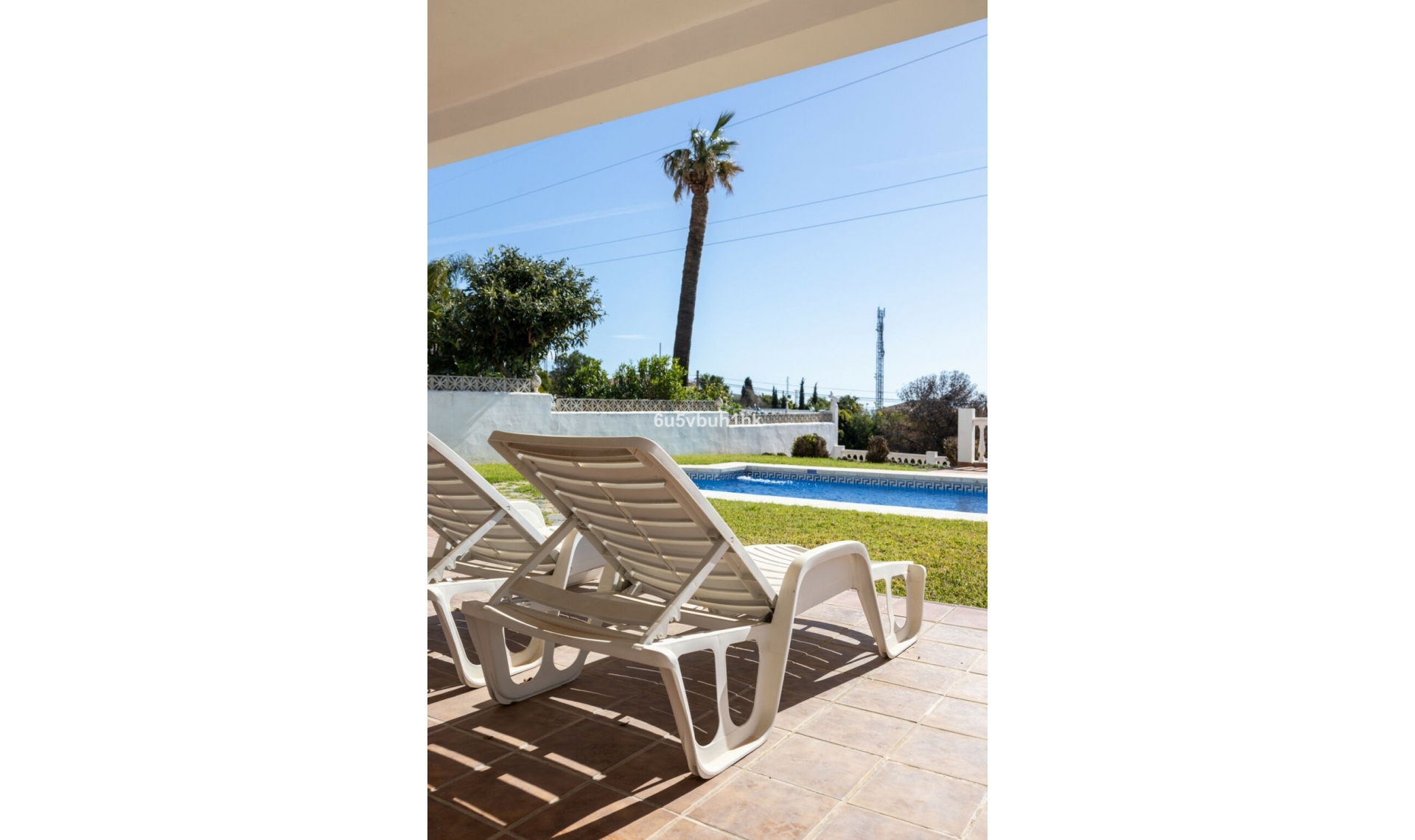 Resale - House -
La Capellania