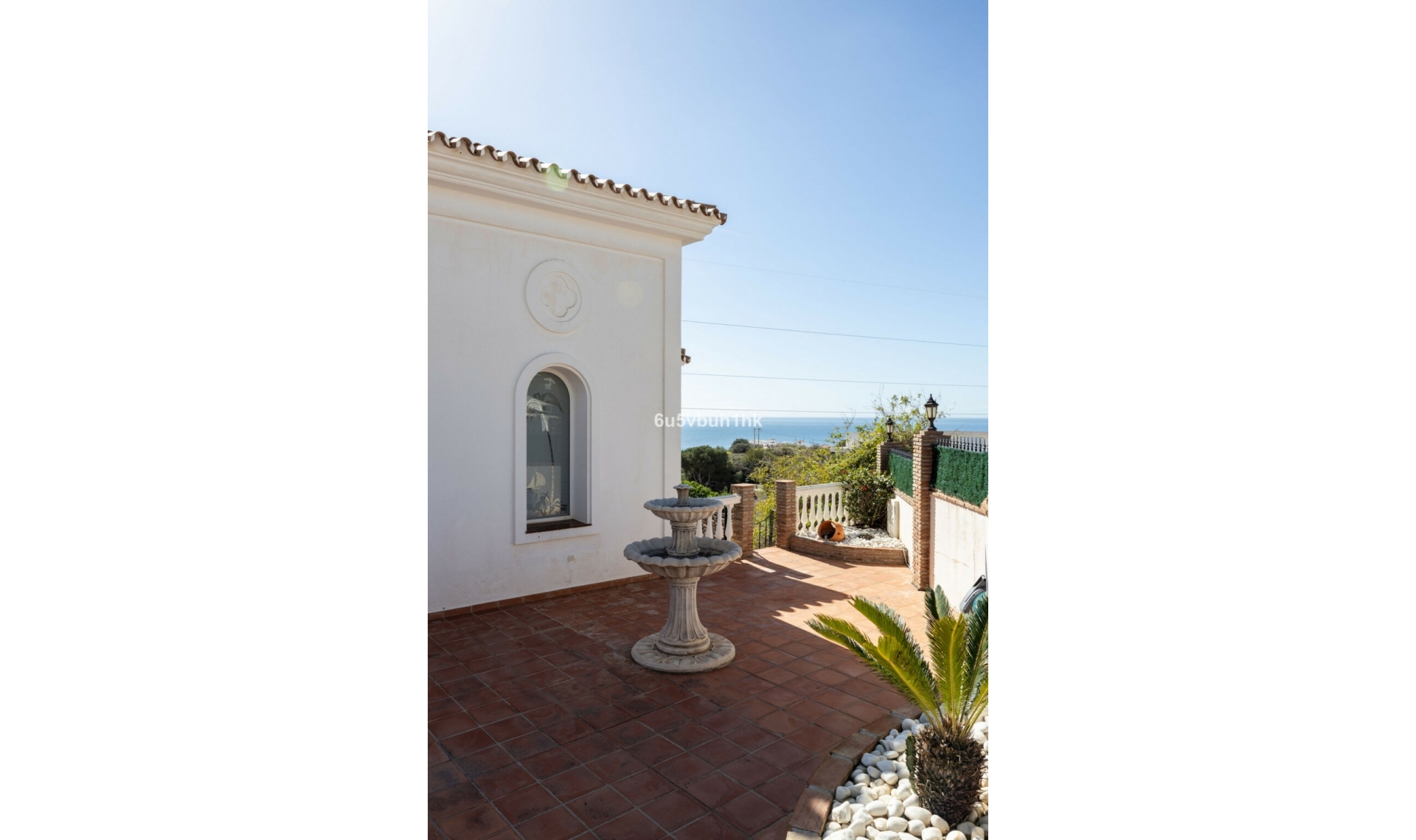 Resale - House -
La Capellania