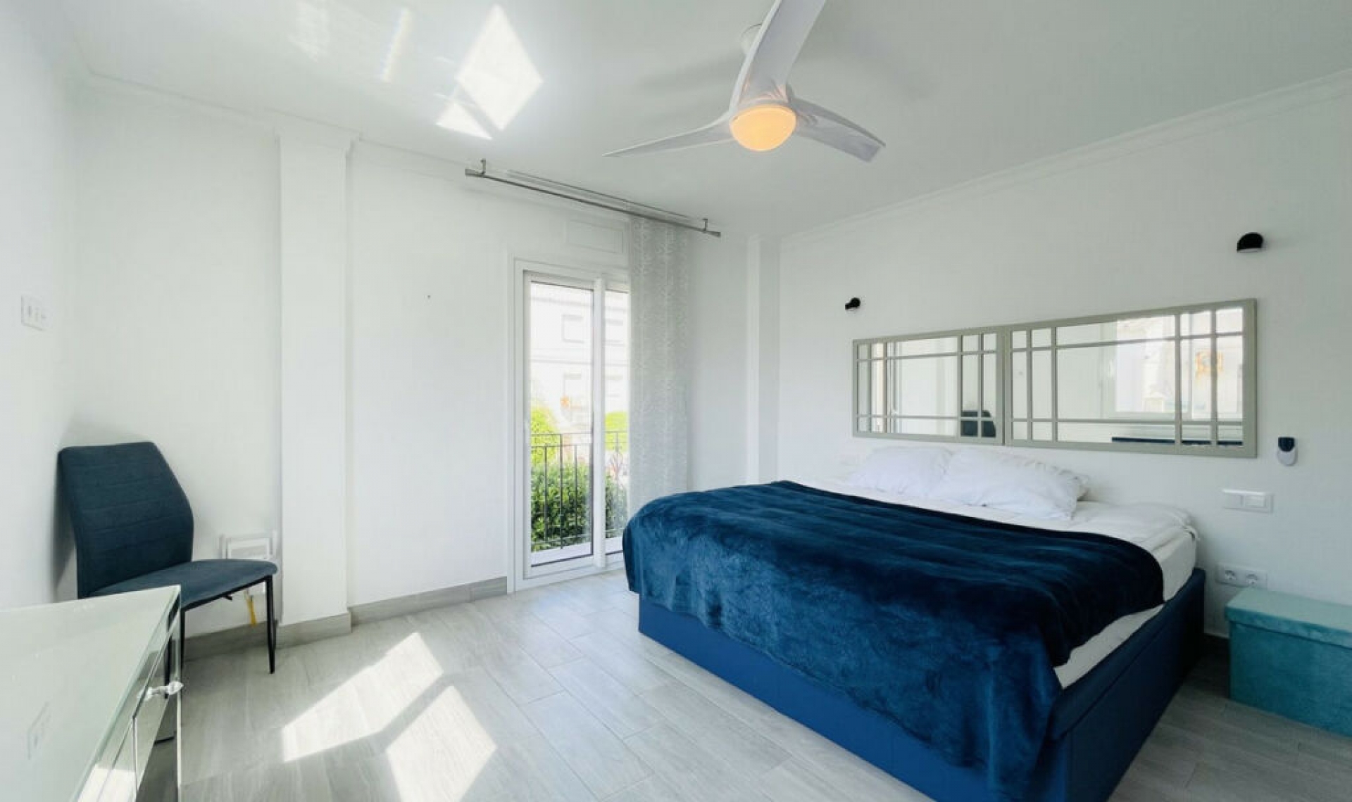 Resale - House -
La Duquesa