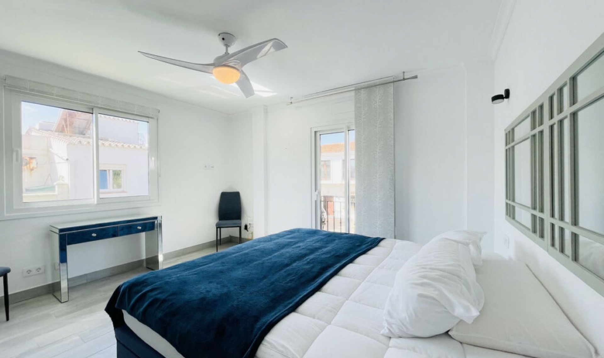 Resale - House -
La Duquesa