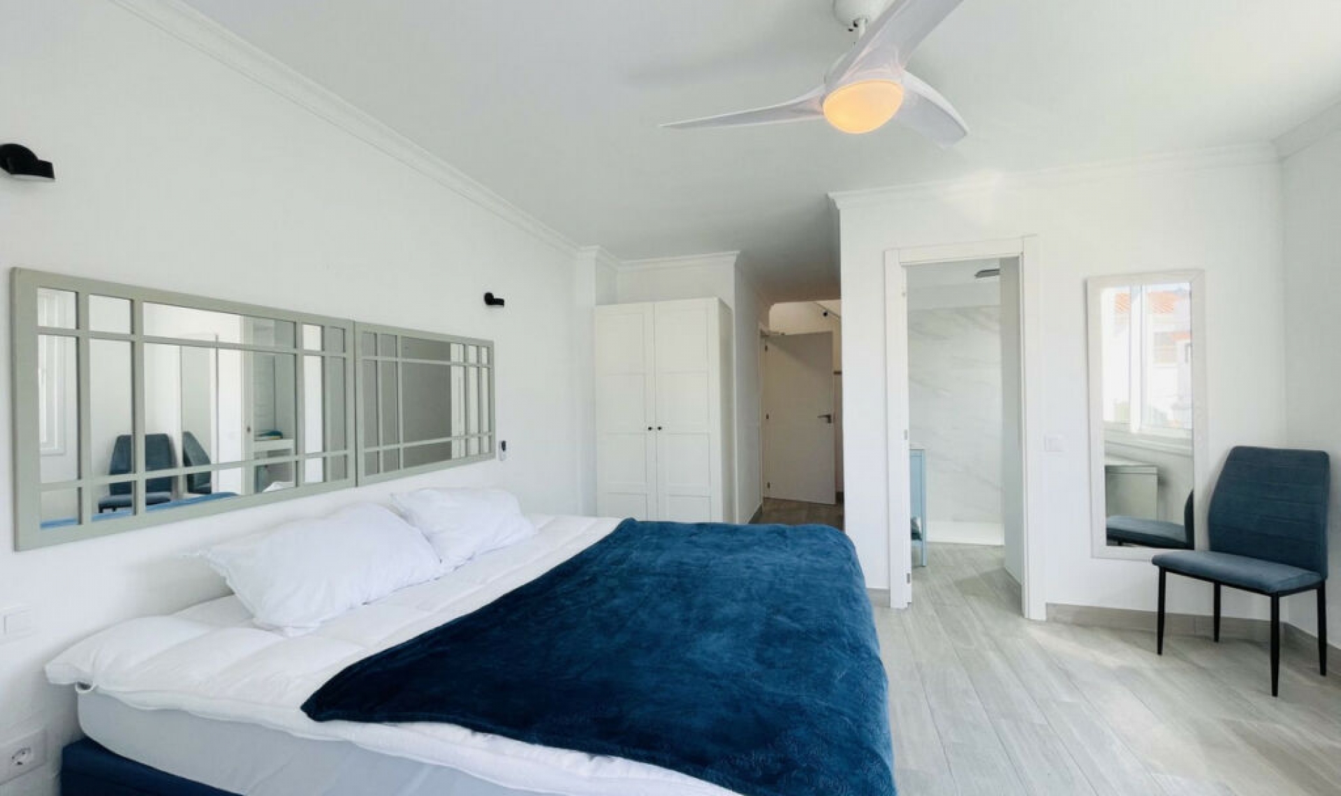 Resale - House -
La Duquesa