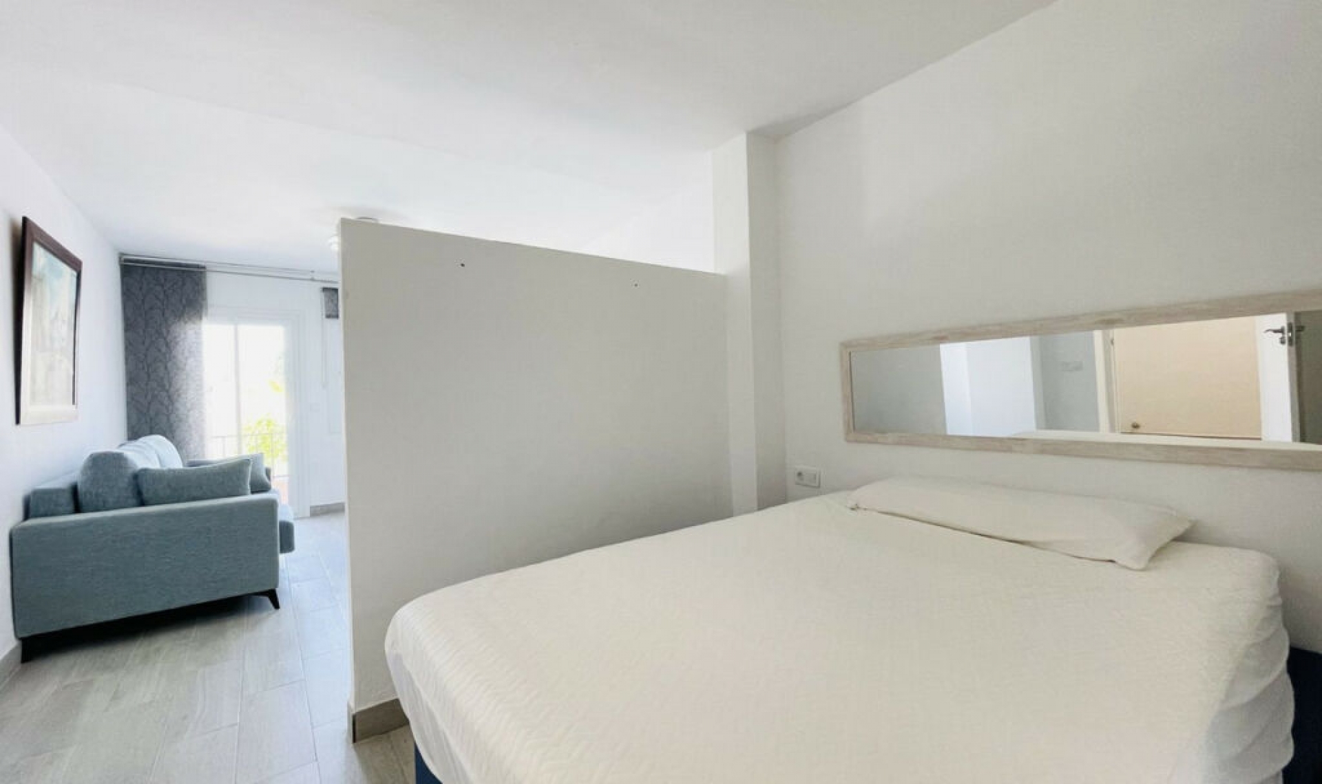 Resale - House -
La Duquesa