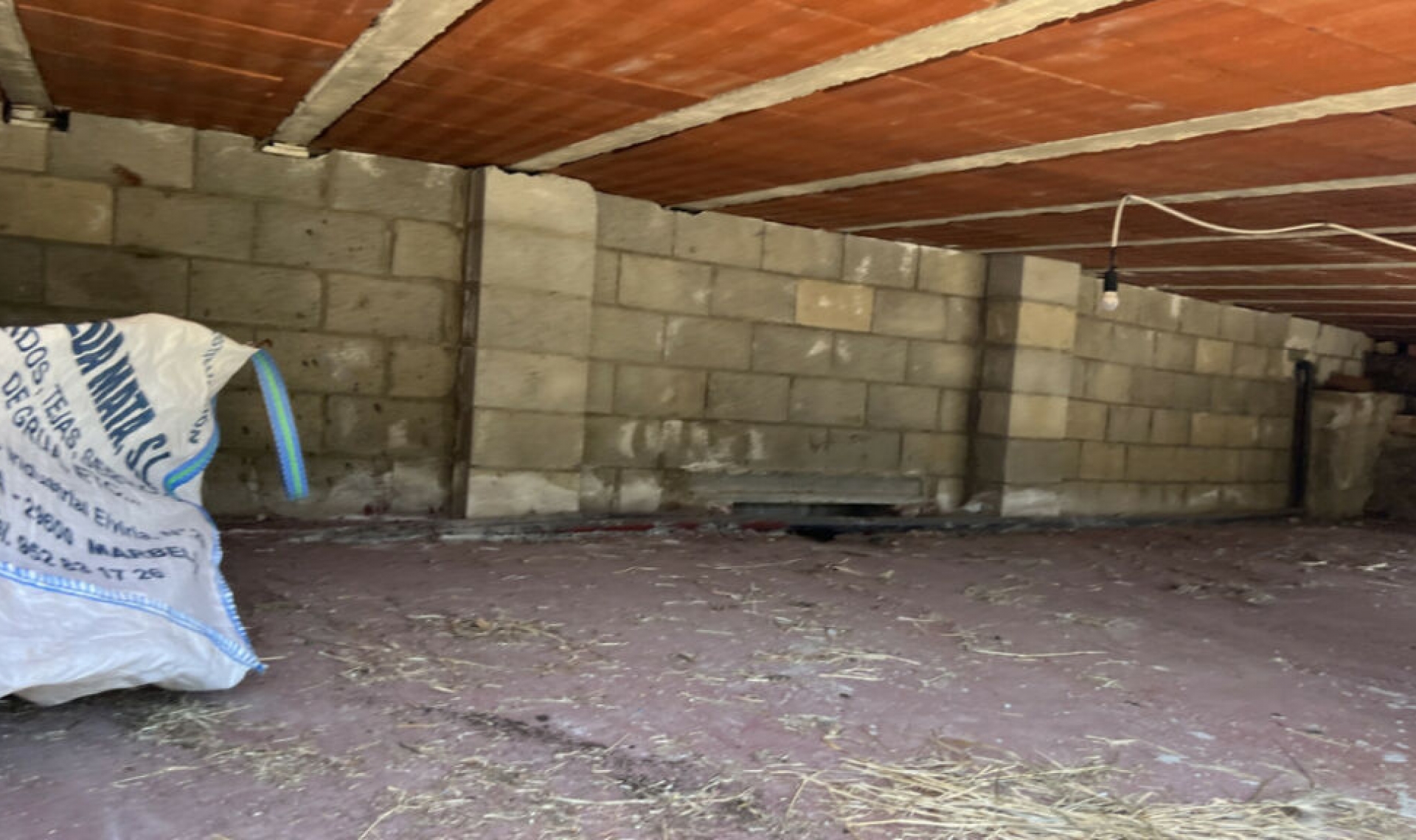 Resale - House -
La Duquesa