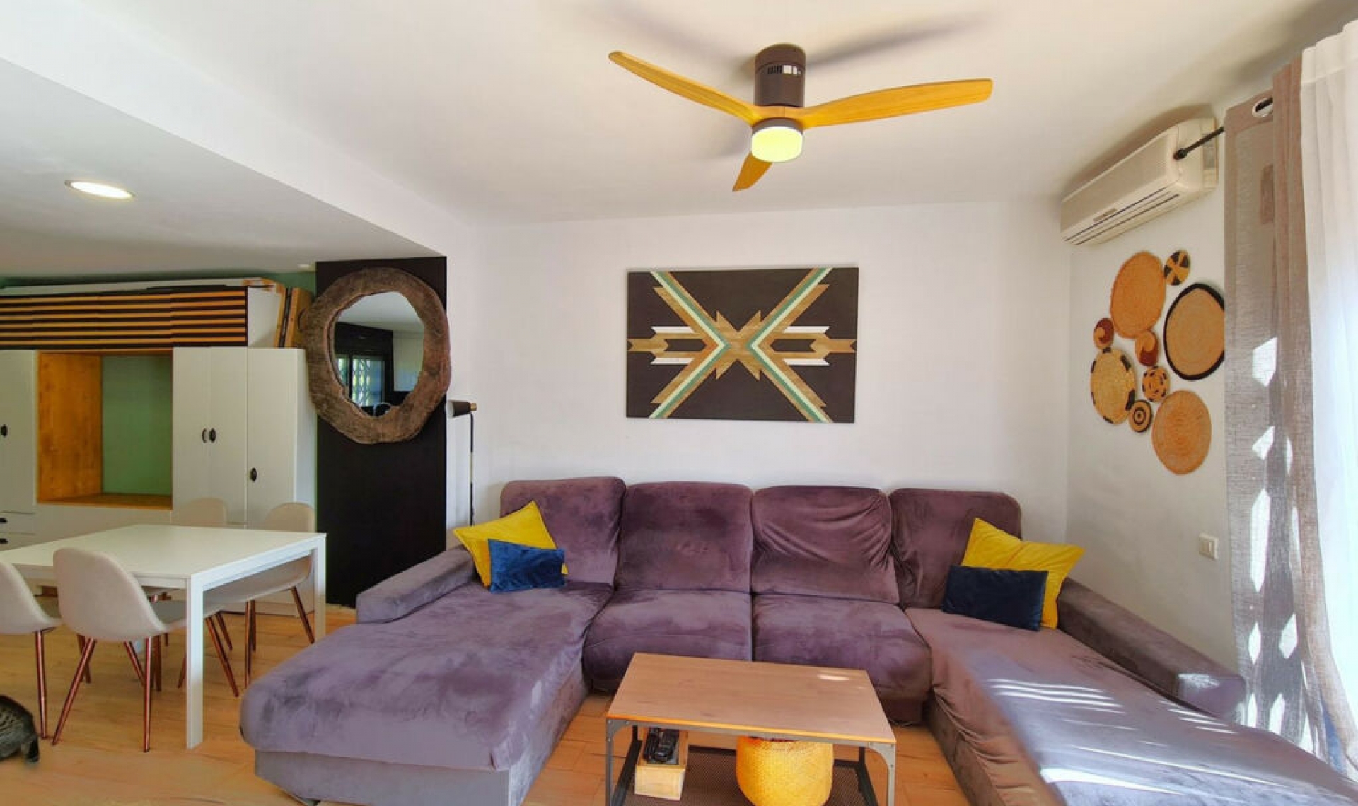 Resale - House -
La Duquesa