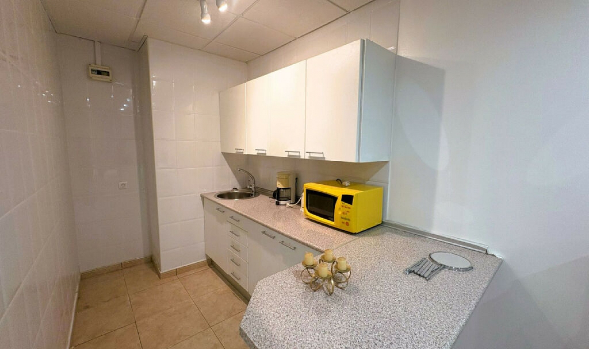Resale - House -
La Duquesa