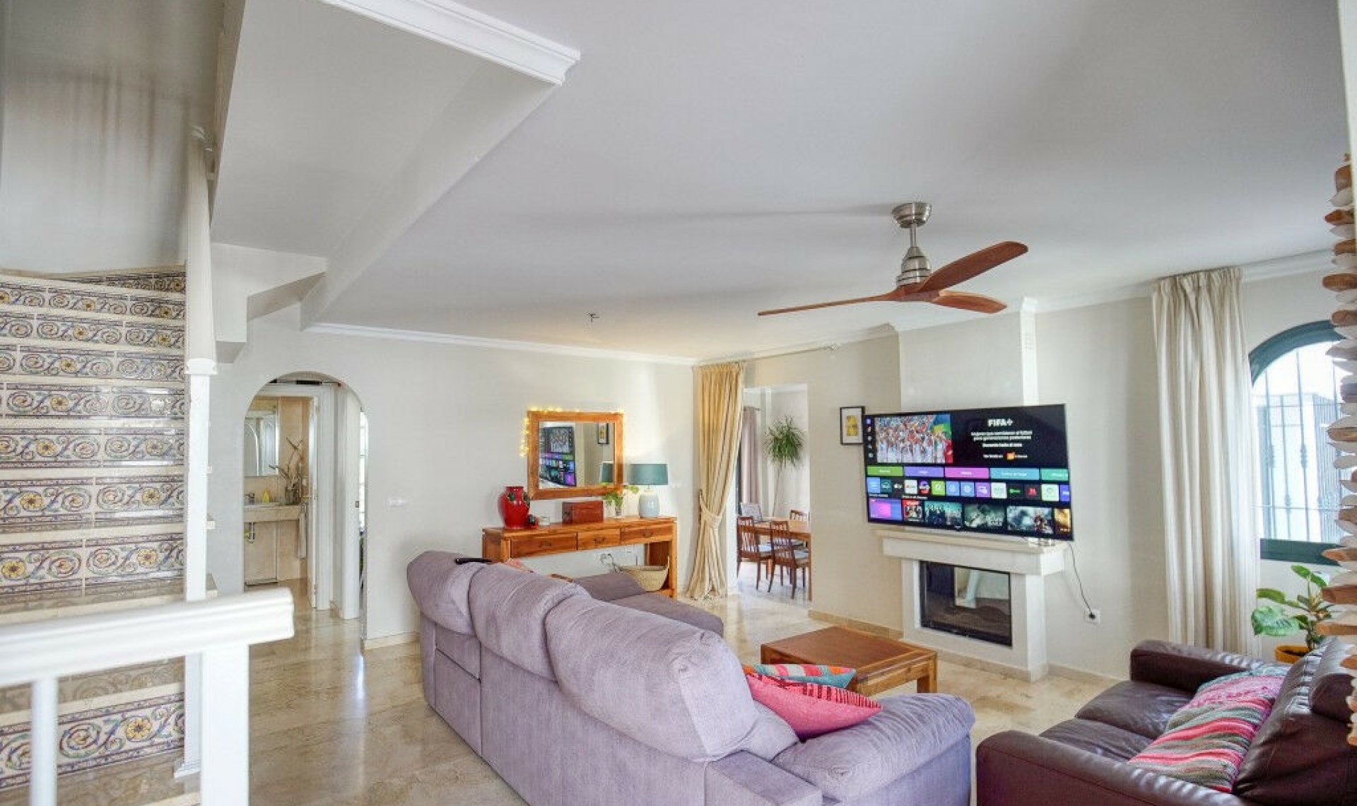 Resale - House -
La Duquesa