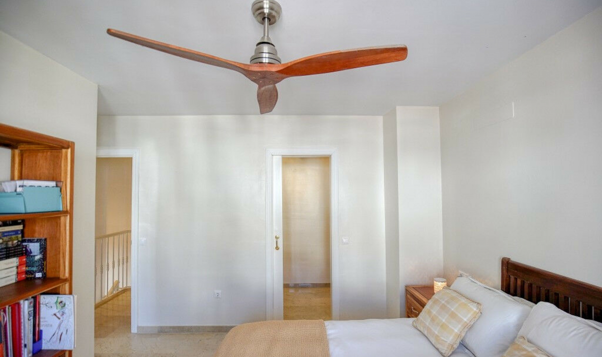 Resale - House -
La Duquesa